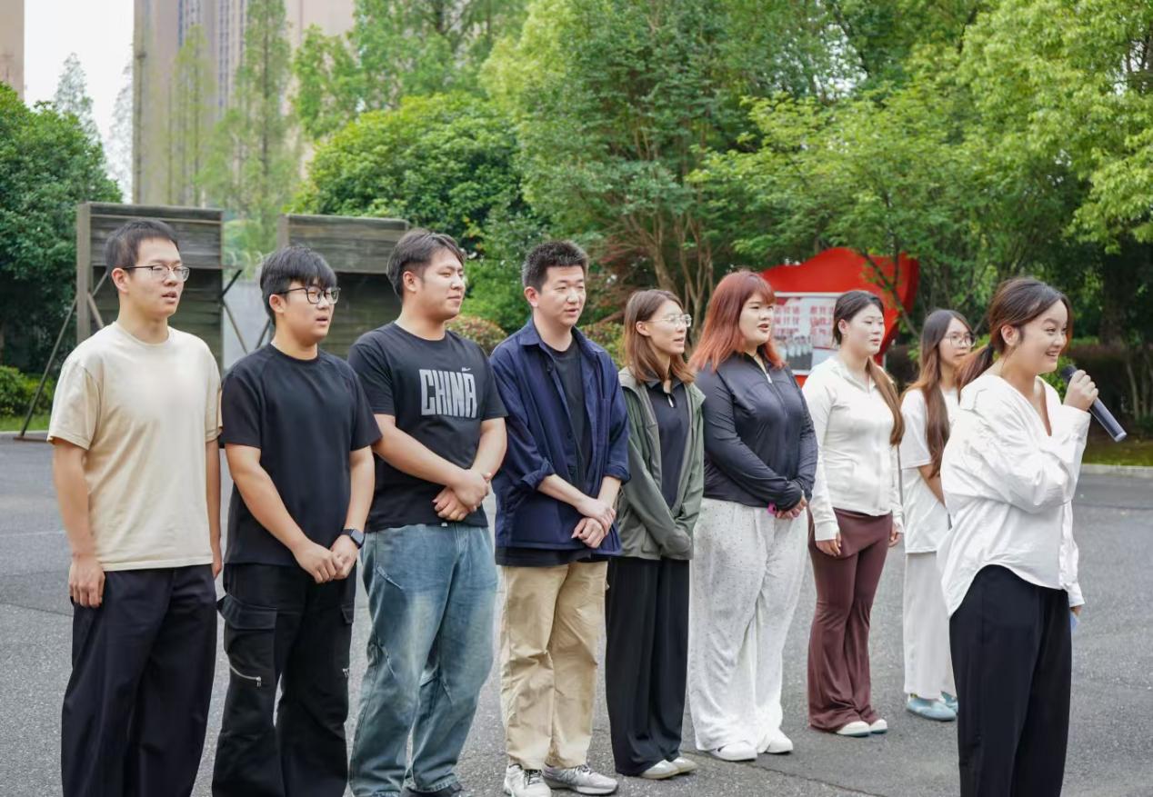 “共迎端午佳节，同叙鱼水深情”永利集团88304官网慰问武警官兵部队