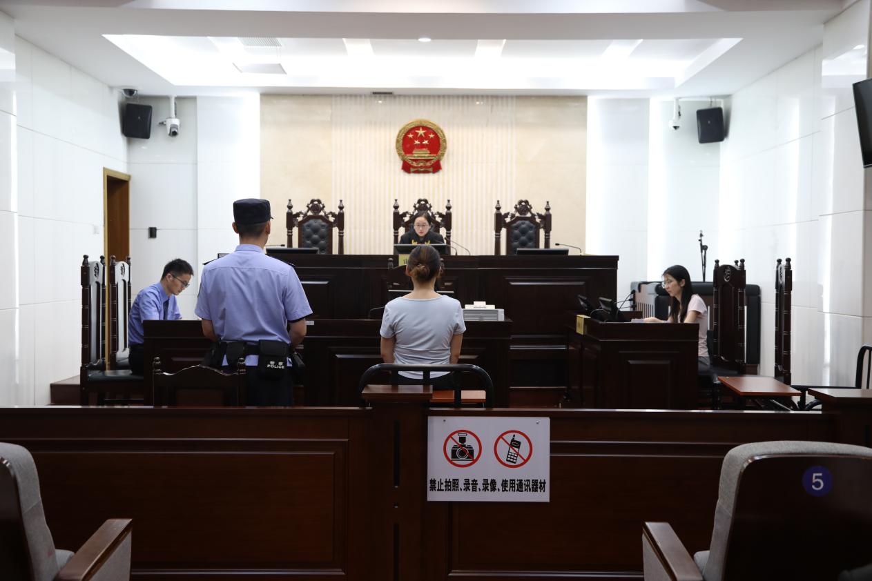 法润青春，笃行致远——永利集团88304官网组织学生走进新北区人民法院开展实践学习