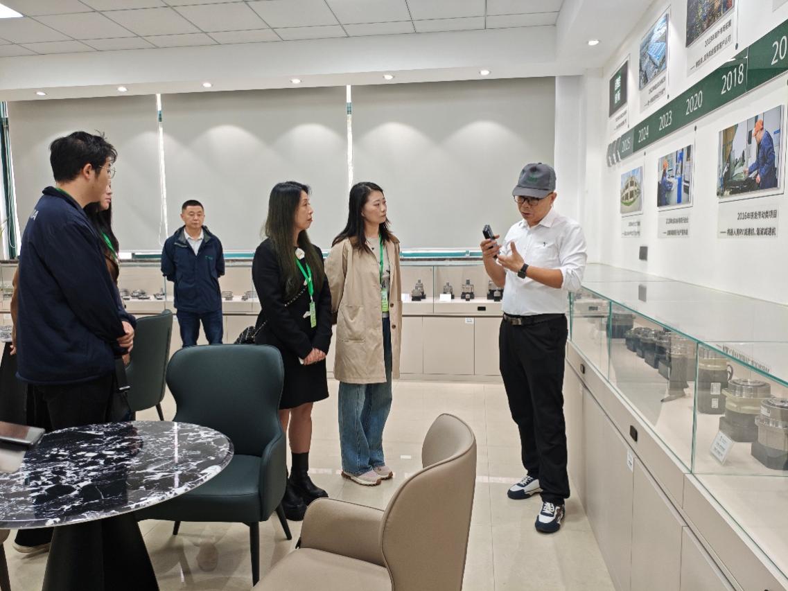 ​访企拓岗、走访实习生-永利集团88304官网赴无锡腾马精密传动有限公司走访调研